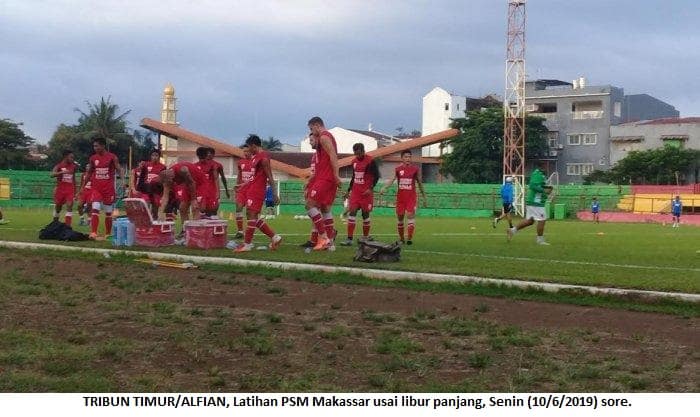 TRIBUN TIMUR/ALFIAN Latihan PSM Makassar usai libur panjang, Senin (10/6/2019) sore. Artikel ini telah tayang di tribun-timur.com dengan judul PSM Makassar Away Ke Markas Becamex, Hanya Bawa Dua Penyerang Winger, https://makassar.tribunnews.com/2019/06/17/psm-makassar-away-ke-markas-becamex-hanya-bawa-dua-penyerang-winger. Penulis: Alfian Editor: Syamsul Bahri